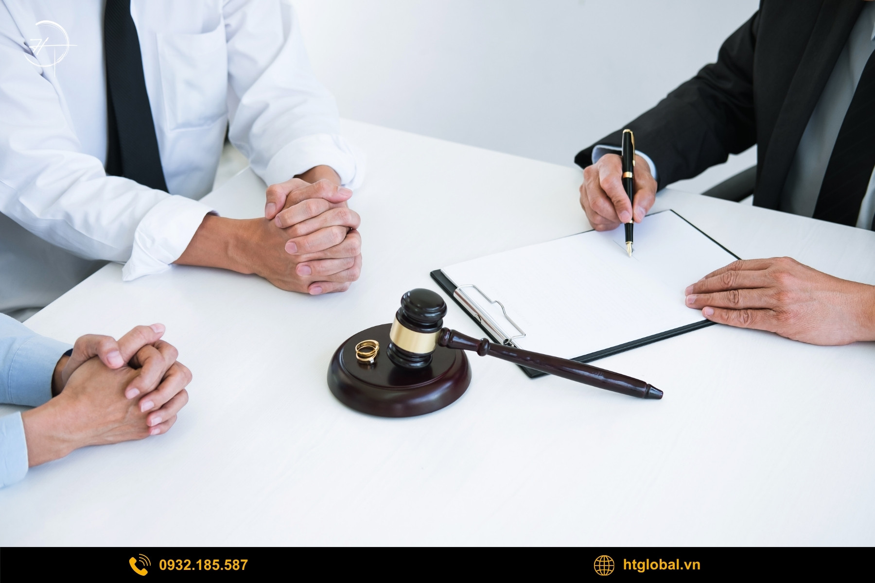 Tái cấu trúc và giải thể là gì?