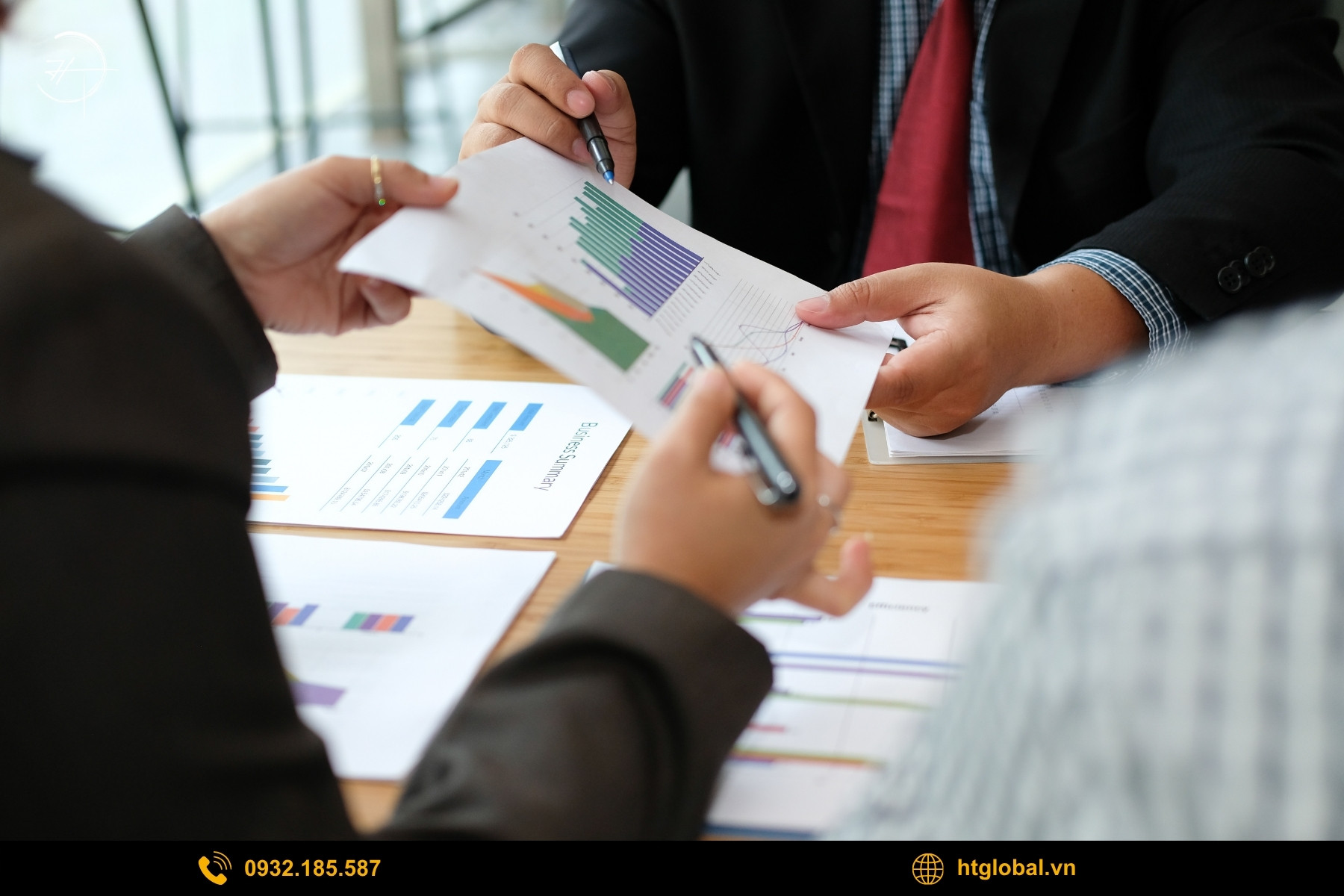Vì sao nên chọn dịch vụ xin chứng nhận xuất xứ (C/O) tại HT | 弘信?